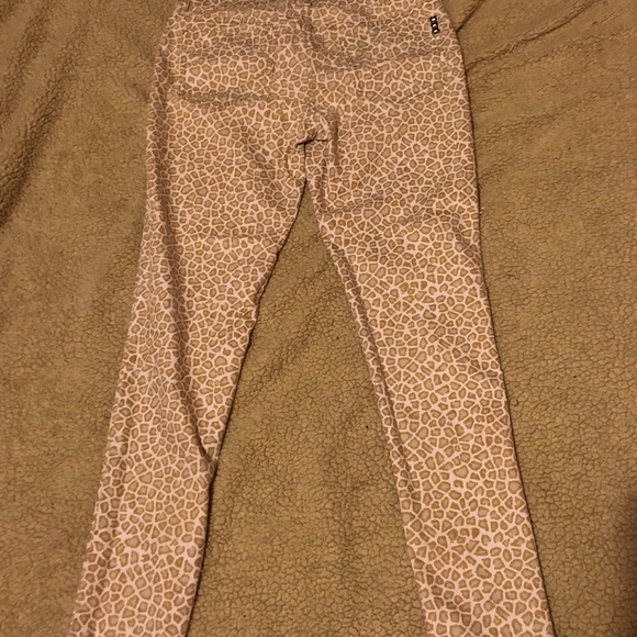 Kardashian Kollection leopard print pants - Picture 3 of 6